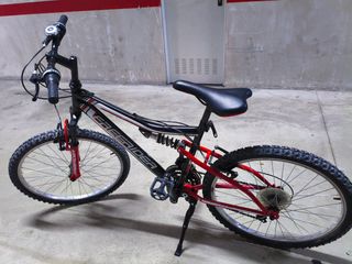 Bicicleta Freerider 24" montaña 18 velocidades.