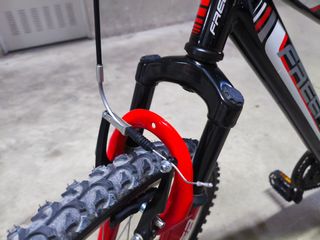 Bicicleta Freerider 24" montaña 18 velocidades.