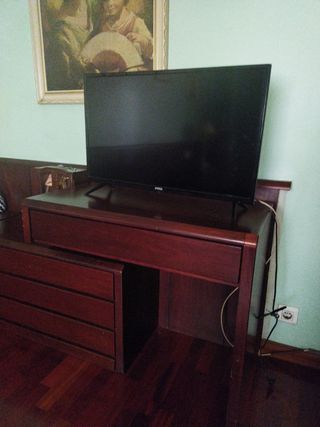 TV INVES 32" negra