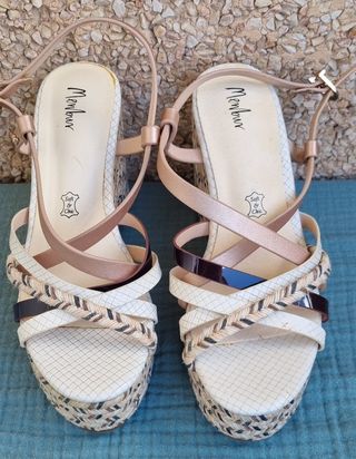 Sandalias Manuela Plataforma Beige-Doradas