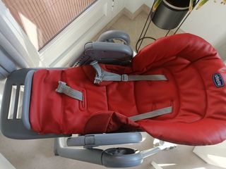 Trona Chicco Polly Magic roja