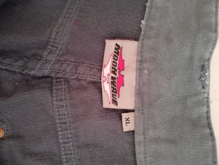 Pantalones Corduroy Moon Wave azul oscuro.