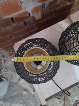 2 Lámparas de mesa mimbre