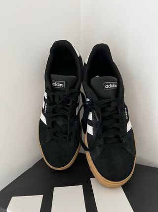 Zapatillas Adidas bambas 41.5 negro negras