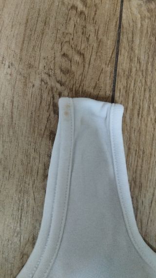 Camiseta blanca gato morado