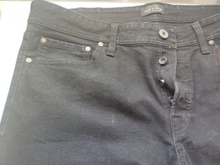 Bermudas Jack & Jones negras