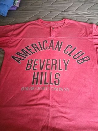 Camiseta roja American Club Beverly Hills