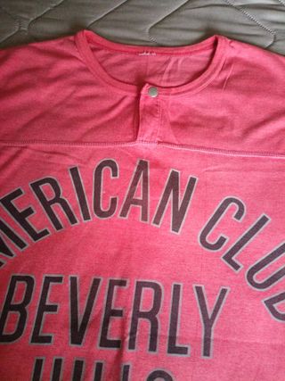 Camiseta roja American Club Beverly Hills
