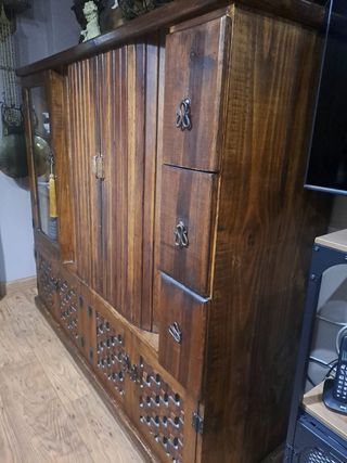 Mueble salón madera maciza