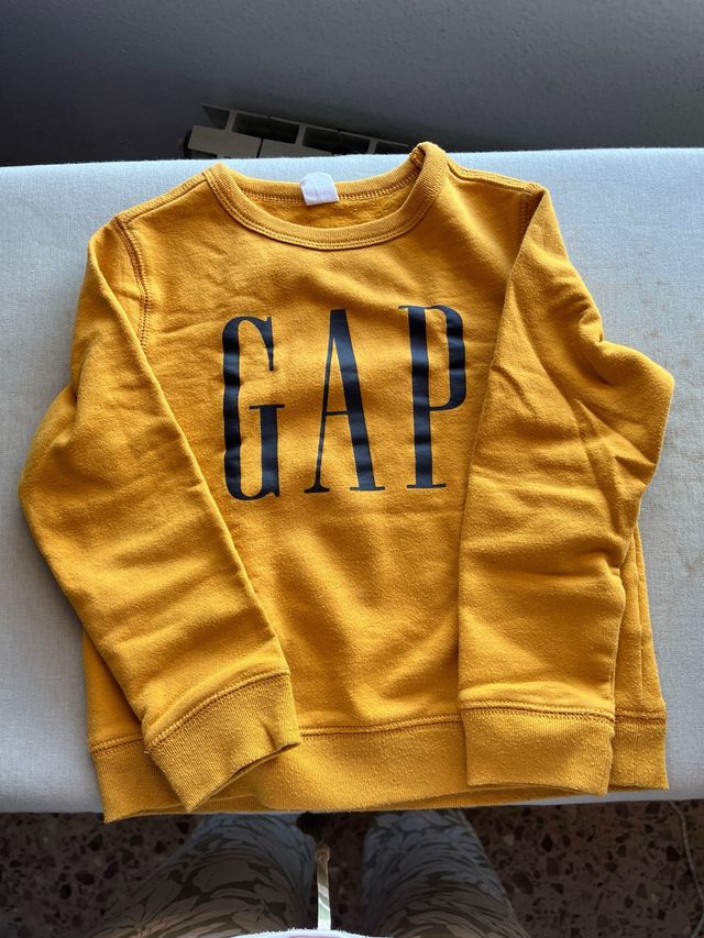 Sudadera GAP niño talla 3 mostaza