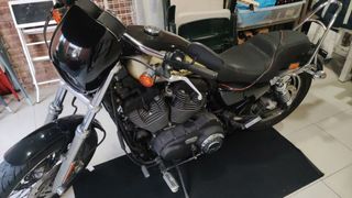 Harley Davidson Sportster XL 1200 Roadster