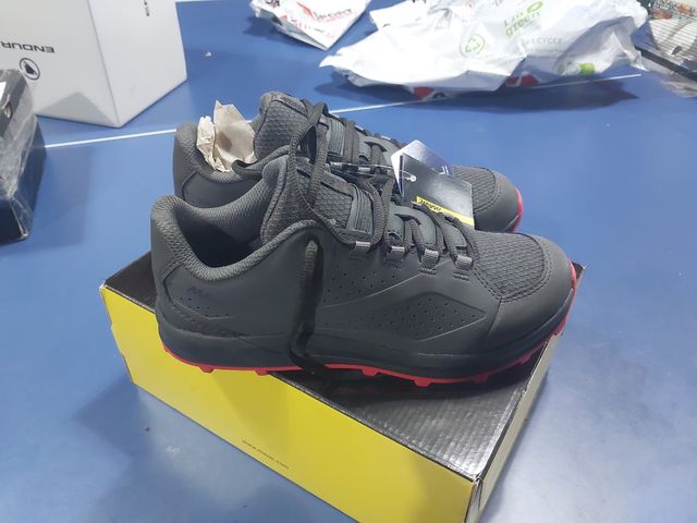 Zapatillas Mavic ciclismo mujer t38 de segunda mano por 65 EUR en