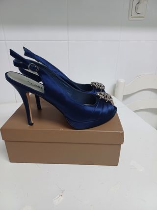 Zapatos Menbur Fiesta -talla 39.Raso.Azul noche.