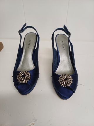 Zapatos Menbur Fiesta -talla 39.Raso.Azul noche.