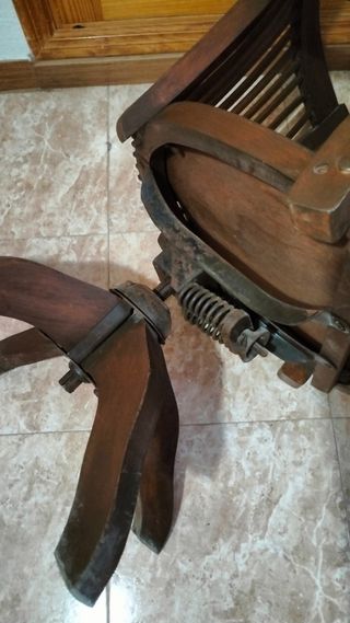 Silla giratoria vintage madera