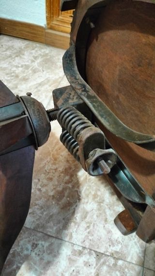 Silla giratoria vintage madera