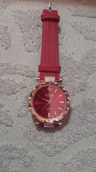 Reloj avalorios en rojo cristal