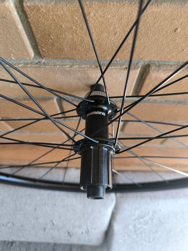 Rodas/Ruedas Shimano 28 - Alumínio - Disco - HB.RS