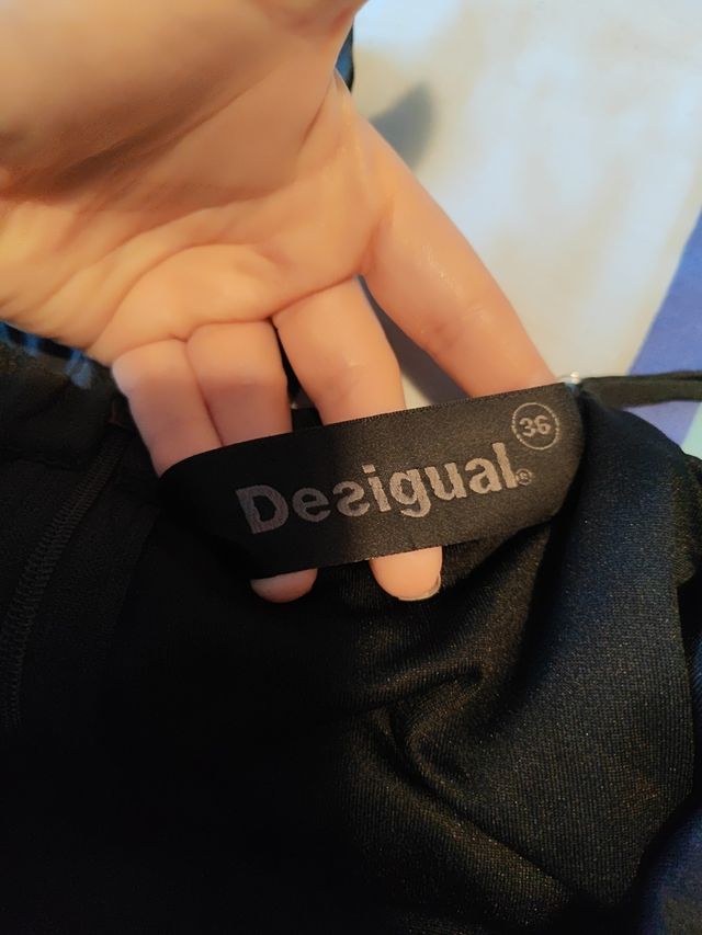 Vestido Desigual floral