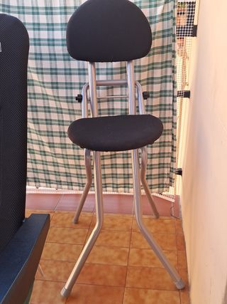 Taburete plegable lumbar negro-plata