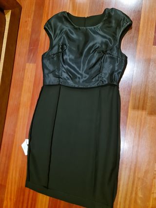 Vestido Zara negro midi