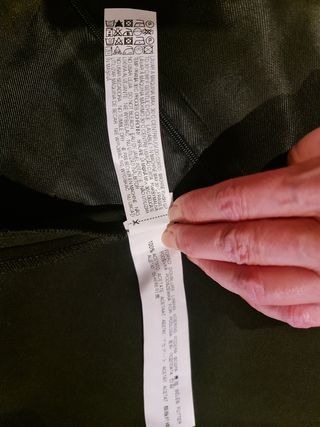 Vestido Zara negro midi