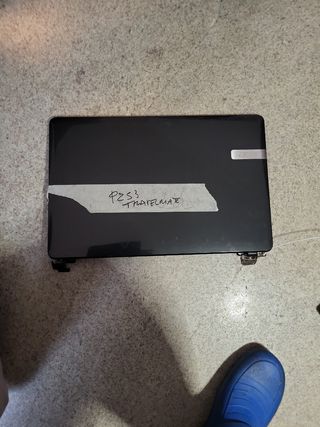 Schermo Acer Travelmate P253