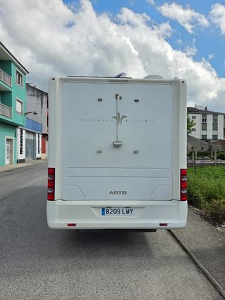 Autocaravana NIESMANN BISCHOFF ARTO 76