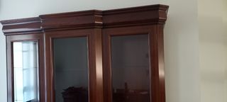 Vitrina caoba cristal biselado