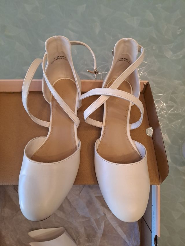 Sandali bianchi donna tacco numero 37