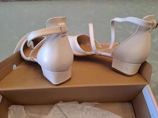 Sandali bianchi donna tacco numero 37