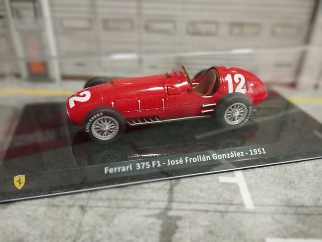 Miniatura Ferrari 375 F1 - González