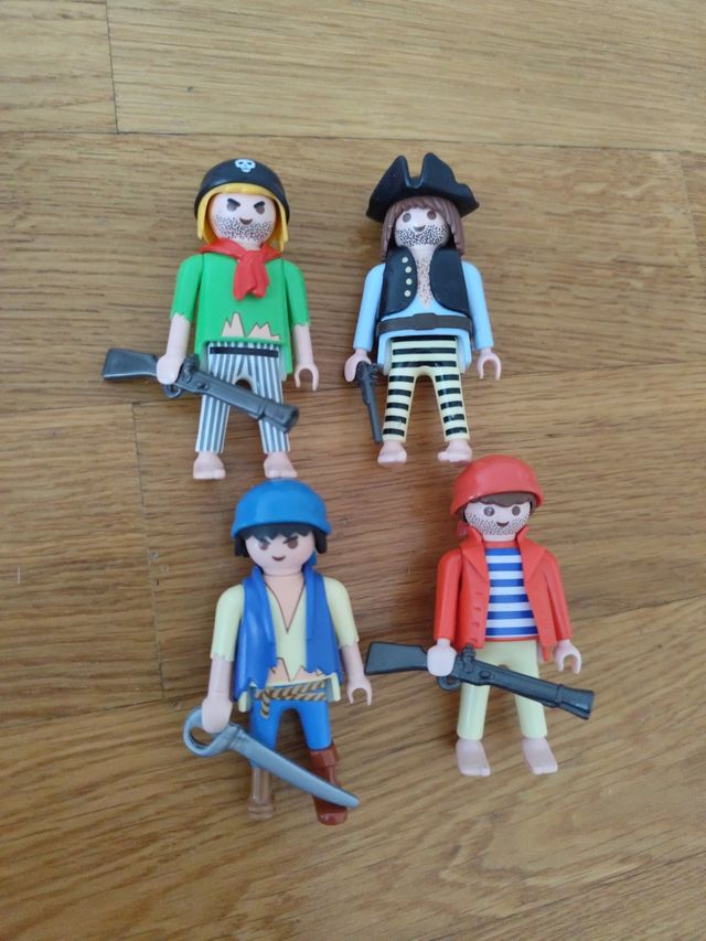 12 Piratas Playmobil