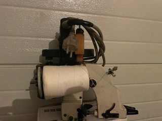 Máquina coser sacos - Revisada