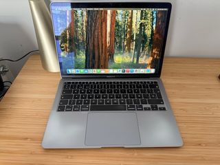 MACBOOK AIR 2020 i7/16 GB RAM/512 GB SSD