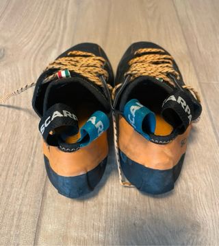 Scarpette arrampicata Scarpa “Instinct”