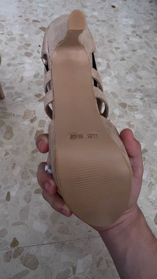 Tacones beige talla 37-38