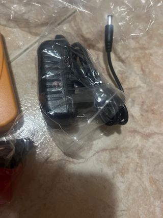 Nivel láser VEVOR + accesorios