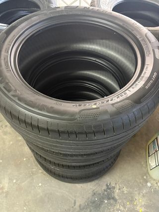 Neumáticos BMW 225/55R18 102Y