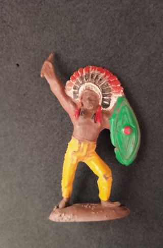 Lote de 6 figuras en Goma de la marca Pech hermano