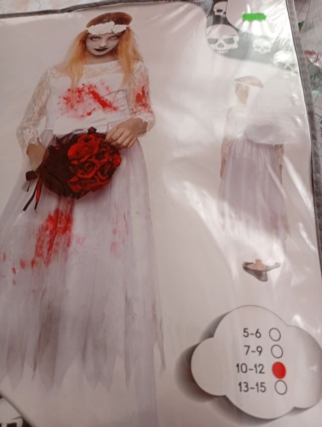 3 Disfraces,tirolesa,elfa ayudante de Papa noel,no