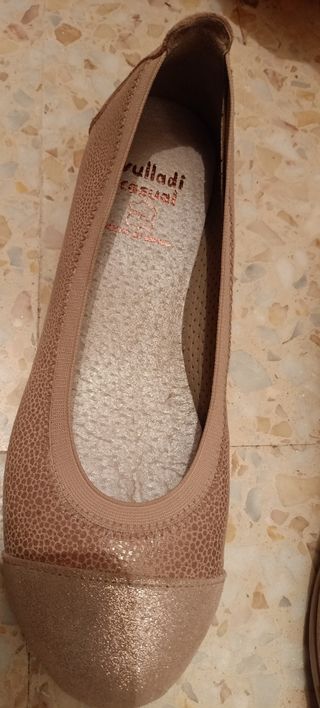 Bailarinas Vulladi beige/dorado talla 39 De piel