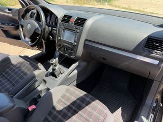 VW Golf GTI Mk5 - Recambios LEER BIEN