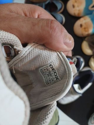 Zapatos Geox niño - blancos