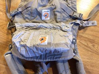 Mochila Ergobaby Portabebés Gris