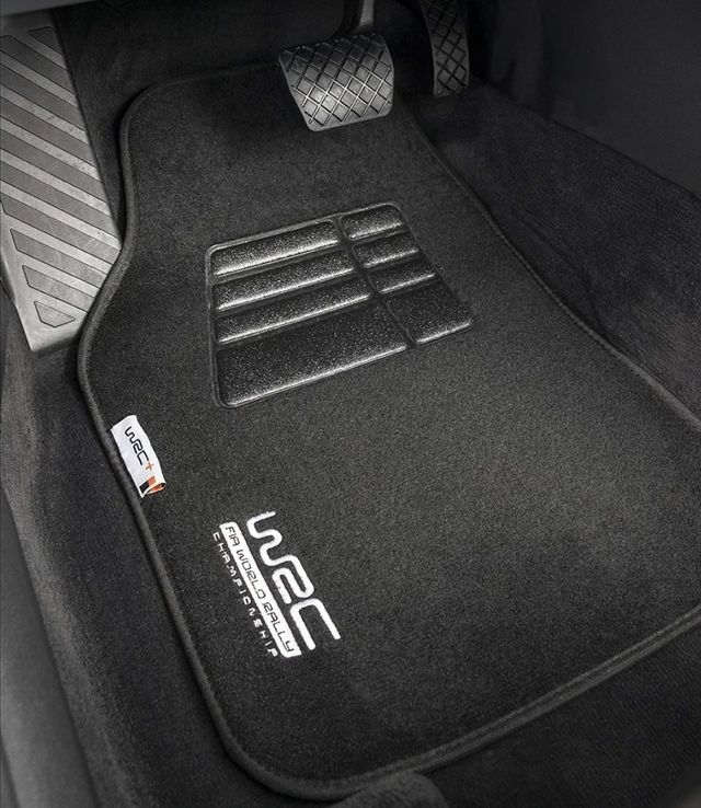 Alfombrillas WRC coche