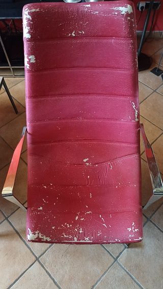 Sillón rojo - a restaurar