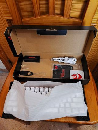 Teclado inalámbrico Draconic K530 blanco