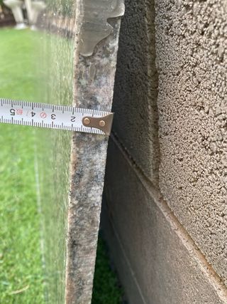 Placa granito oscuro pulido 108x63cm