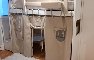 Litera infantil con cortinas